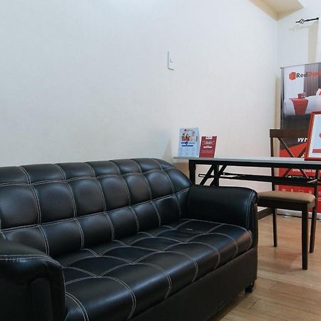 Reddoorz Plus @ Urban Deca Tower Edsa 2 Mandaluyong Kültér fotó